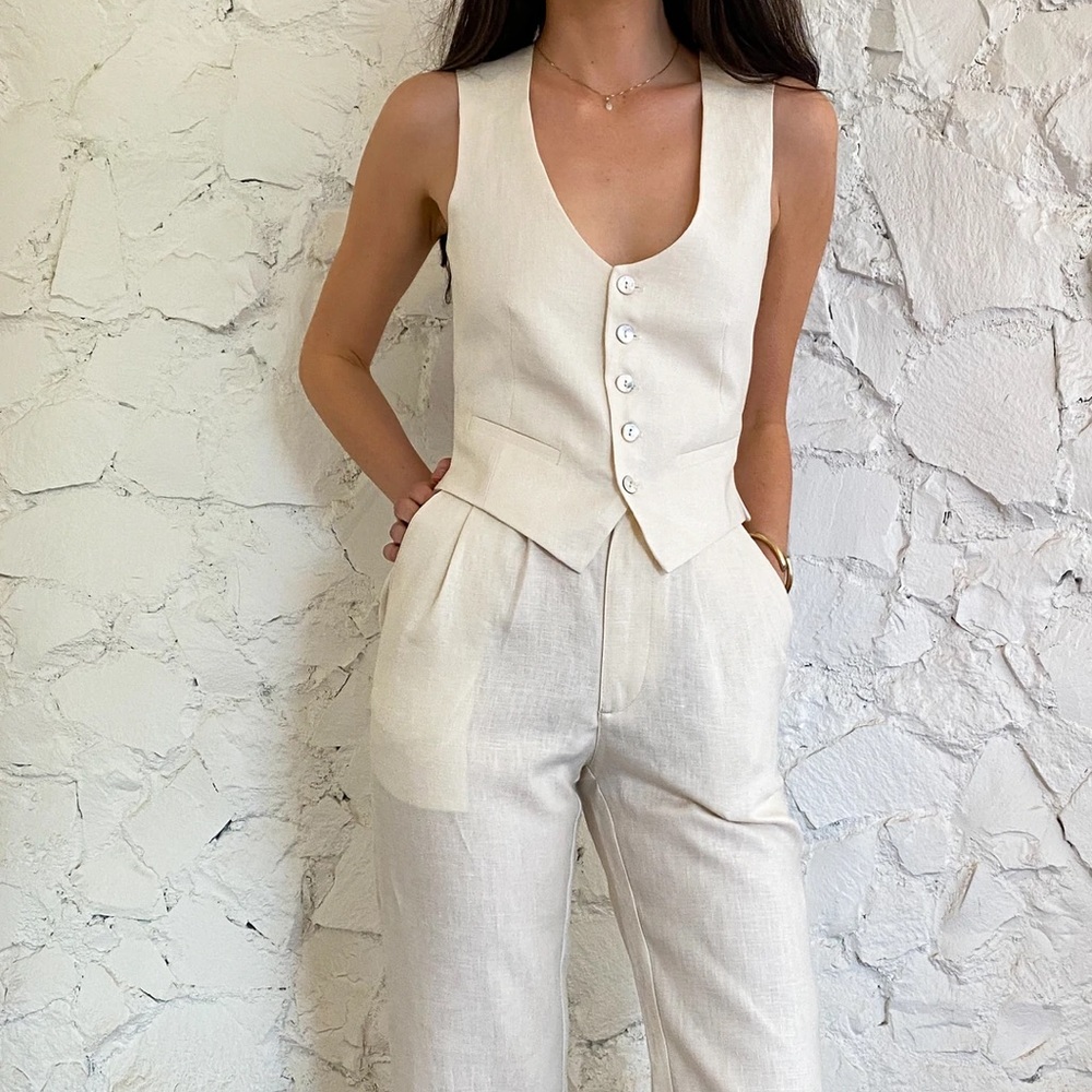 SCOUT - Ivory Linen Vest and Pants (XS top, 0 bottoms)